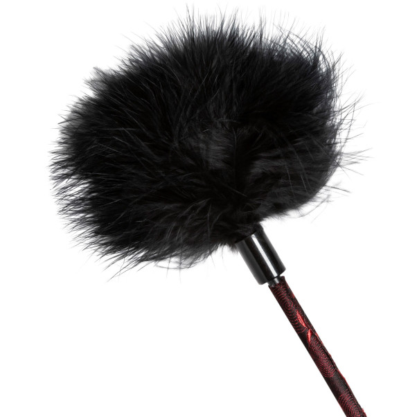 Scandal Feather Crop