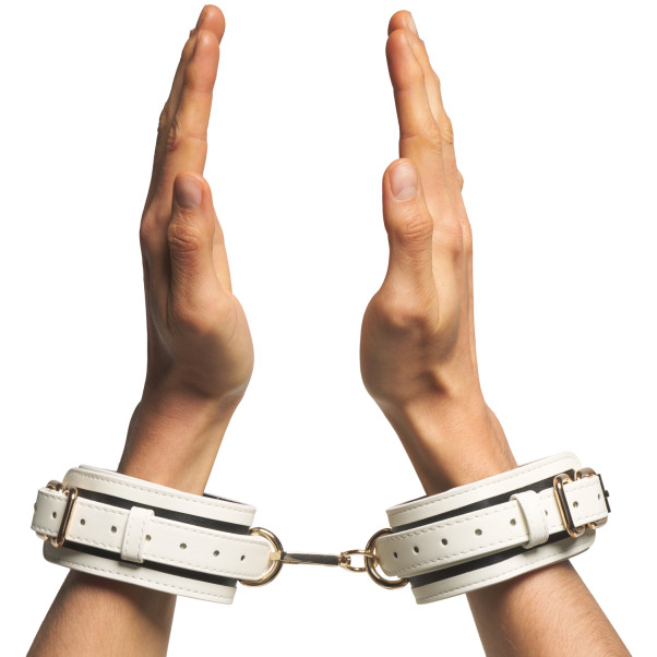 Master Series Kink In The Dark Glowing Bondage Set